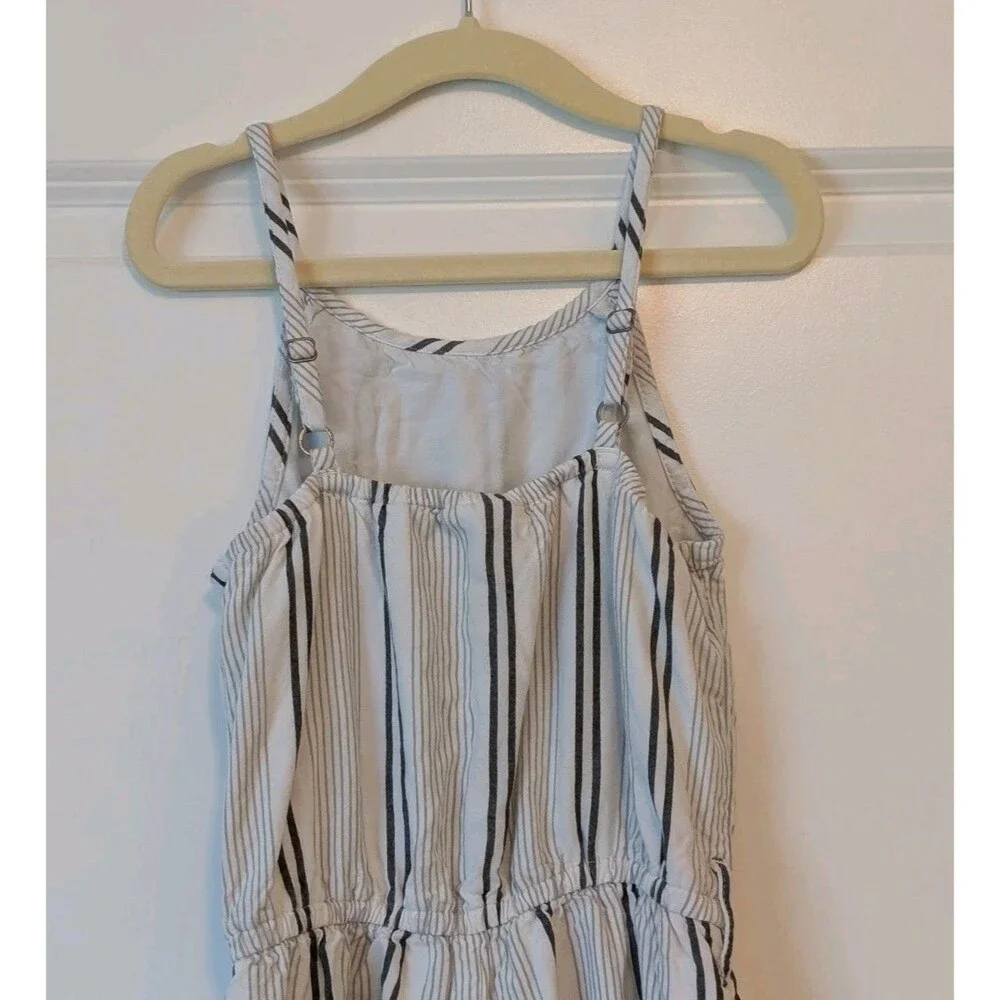 Abercrombie Kids Girls Size 5/6 White Gray Black Stripe Adjustable Straps Romper